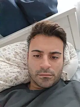HugeTurkishCock Show Webcam