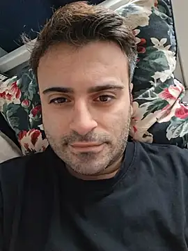 HugeTurkishCock 在線直播表演