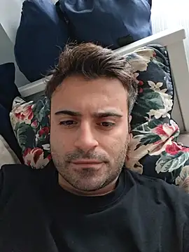 Show Webcam de HugeTurkishCock