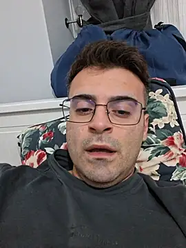 HugeTurkishCock Adlı Modelin Web Kamerası Şovu