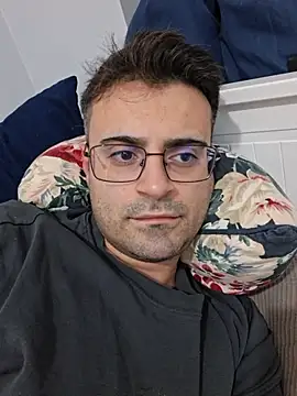 HugeTurkishCock Шоу с уебкамера