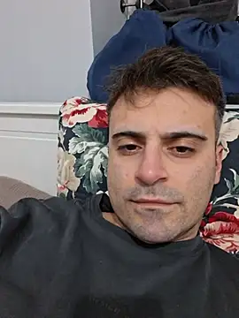 HugeTurkishCock 웹캠 쇼