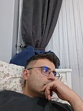 HugeTurkishCock's Webcam Show