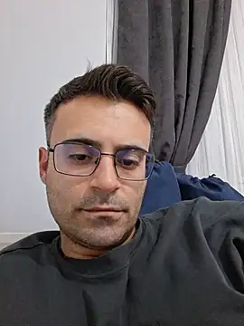 Show Webcam de HugeTurkishCock