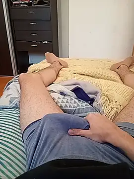 rocco3011 Show in webcam
