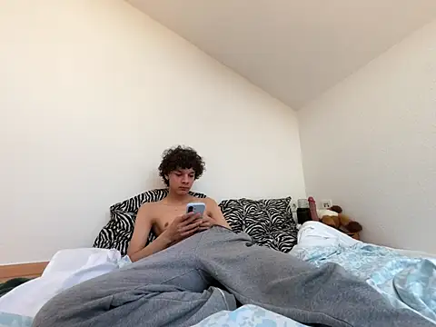 Janioo- Show in webcam