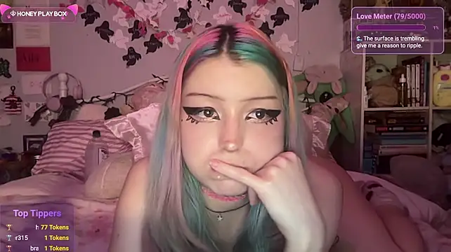 הופעת וובקאם של bunnyislewd