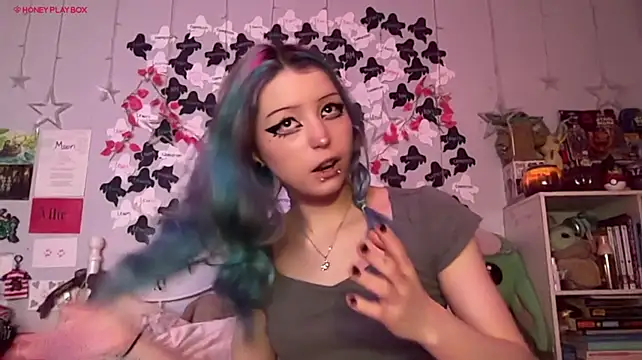 צ'אט XXX בשידור חי של bunnyislewd