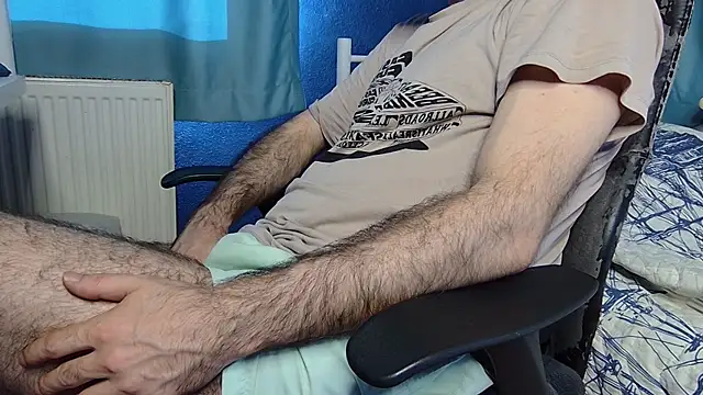 عرض كام hairybearcb