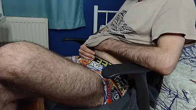 hairybearcb's Webcam Show