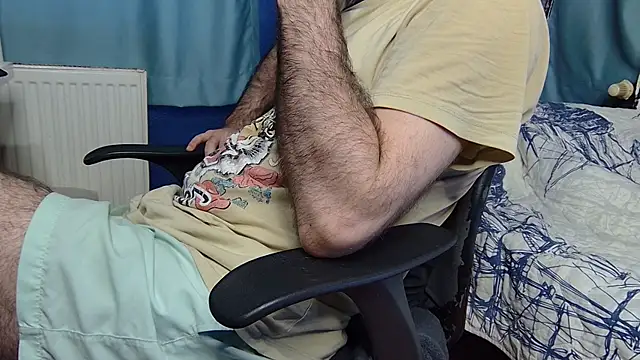 عرض كام hairybearcb