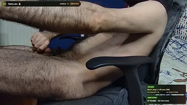 hairybearcb Adlı Modelin Web Kamerası Şovu