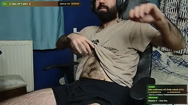 hairybearcb Show in webcam