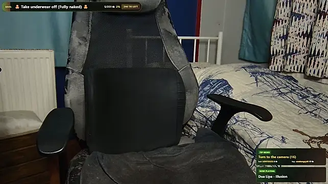hairybearcb's Webcam Show