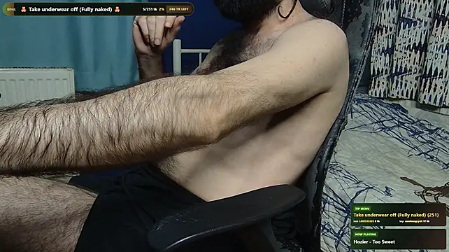 عرض كام hairybearcb