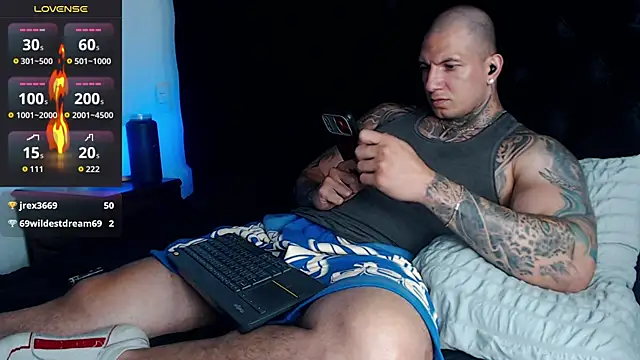 Show modela Shane_Clay na web-kameri