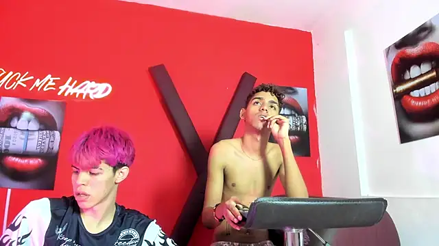 Show de webcam de TWINKS_FRIENDS