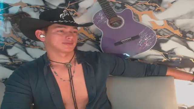 Hiroshi_Shen's Live XXX Chat