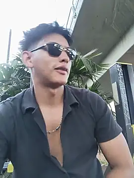 Hiroshi_Shen Adlı Modelin Web Kamerası Şovu
