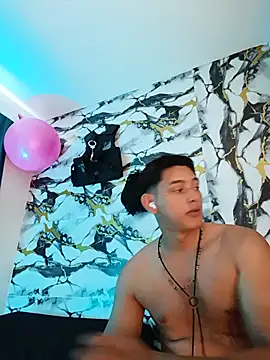 Hiroshi_Shen Adlı Modelin Web Kamerası Şovu