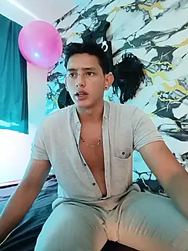 عرض كام Hiroshi_Shen