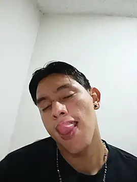 Czat XXX na żywo – Hiroshi_Shen