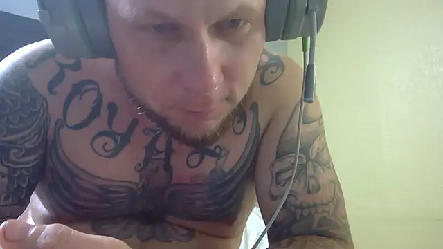 tattedpipelinerのウェブカメラショー