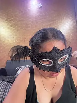 Curvy_GX Chat XXX in diretta