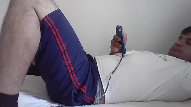 HotwifeAvcisiOlgunAdam 网络视讯表演