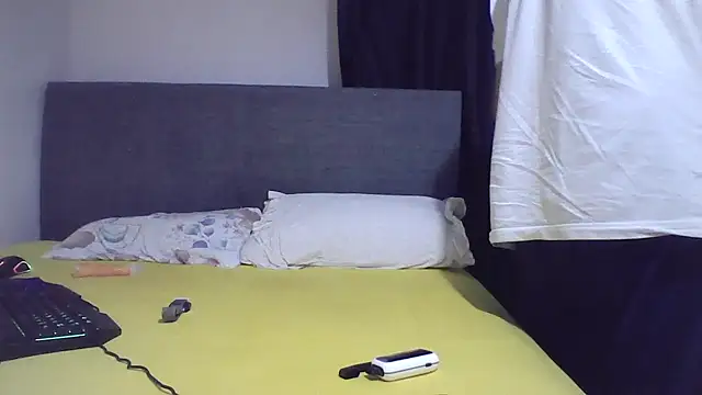 HotwifeAvcisiOlgunAdam Show in webcam