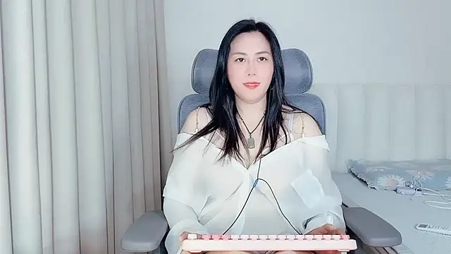 Eve5215 网络视讯表演