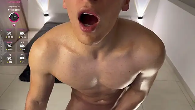 Maxx_Lancasterのウェブカメラショー