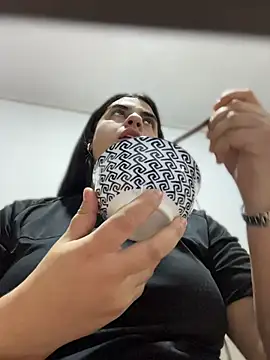 Show modela DAMSEL_30 na web-kameri