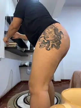 DAMSEL_30 webkamerás műsora