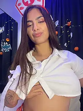 chicachocolate01 Live XXX Chat