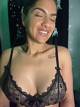 Czat XXX na żywo – chicachocolate01