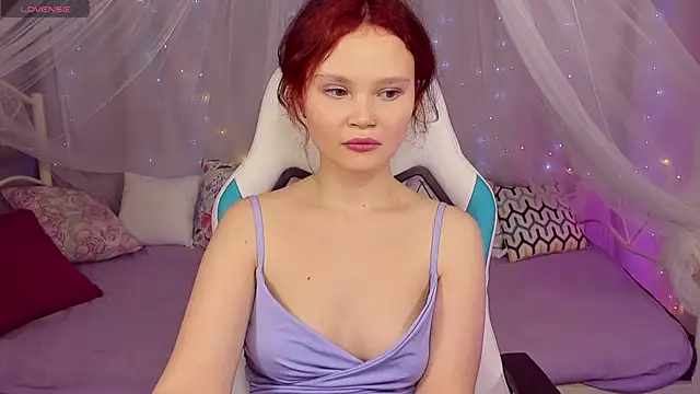 EmilyChaves' Live XXX Chat
