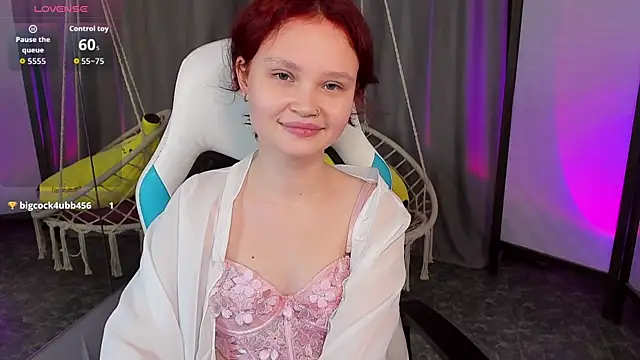 EmilyChaves' Webcam Show
