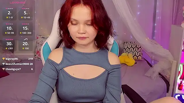 EmilyChaves' Live XXX Chat