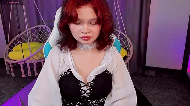 EmilyChaves 现场XXX聊天