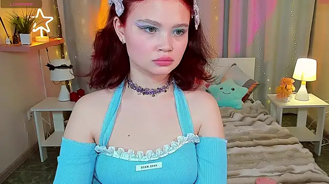 EmilyChaves Chat XXX live