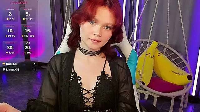 EmilyChaves Chat XXX live