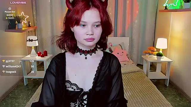 Živý XXX chat EmilyChaves