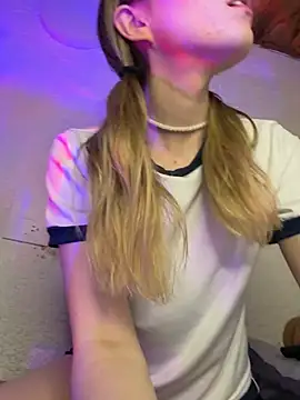 ReenKitty Chat XXX live