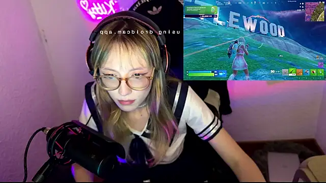 Czat XXX na żywo – ReenKitty