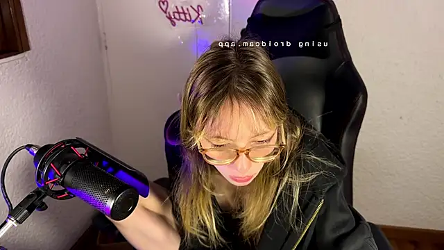 ReenKitty Live XXX Chat