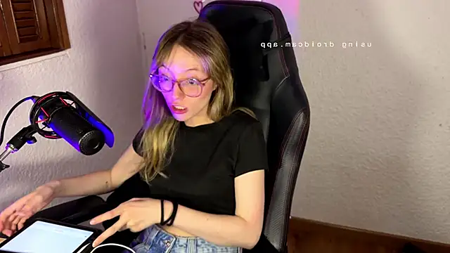 ReenKitty – Live XXX-chat