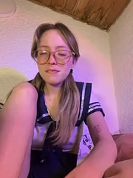 ReenKitty Pertunjukan Webcam