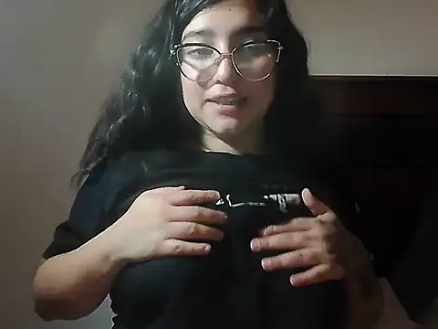 Chat +18 de creepyh0e_ ao vivo