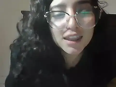 creepyh0e_ Adlı Modelin Canlı XXX Sohbeti
